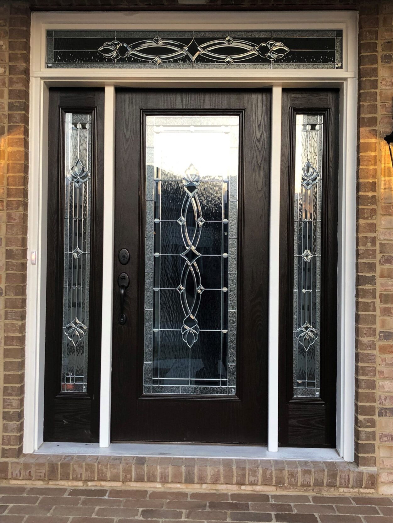 Entry doors - storm doors | Medallion Security