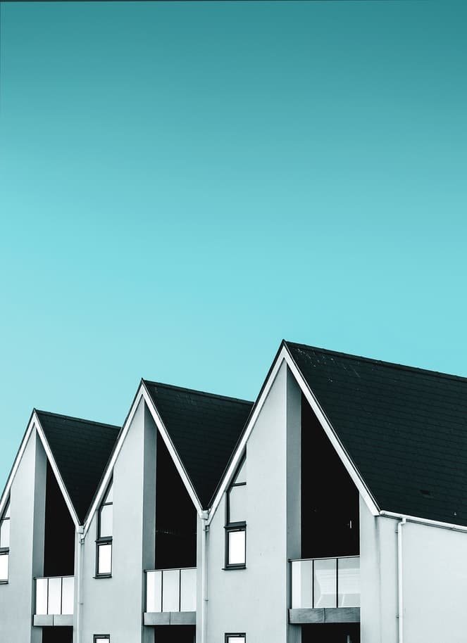 photo-1511452885600-a3d2c9148a31 house